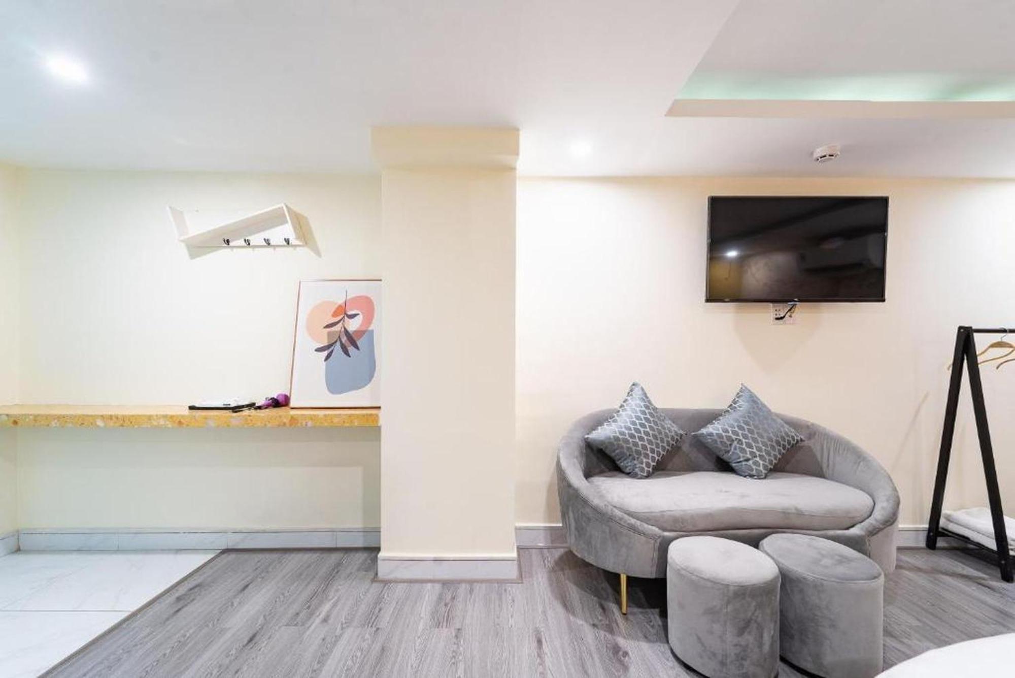 Dancenter Joy Tan Binh Near Tan Son Nhat Airport Apartamento *