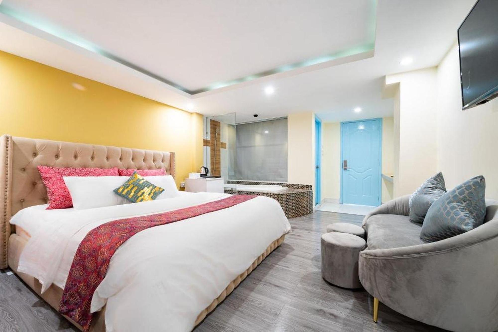 Dancenter Joy Tan Binh Near Tan Son Nhat Airport Apartamento